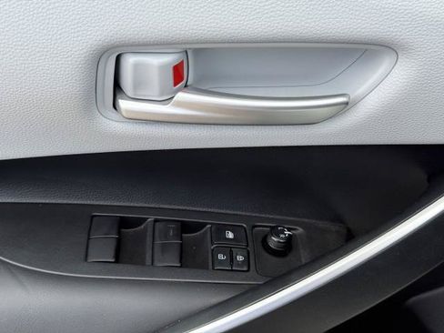 Used 2024 Toyota Corolla SE FWD image 19