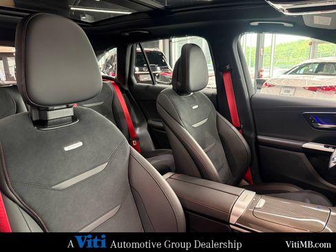 Certified 2025 Mercedes-Benz GLC 43 AMG 4MATIC image 29