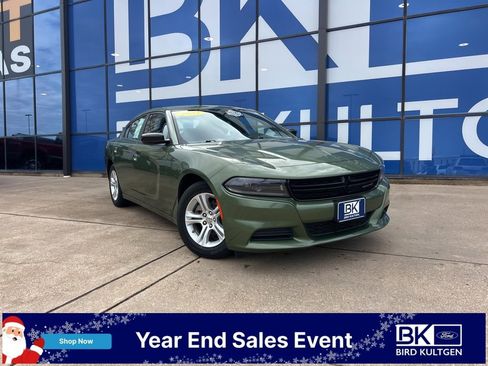 Used 2023 Dodge Charger SXT image 1