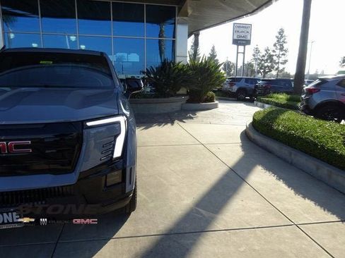 New 2026 GMC Sierra EV Elevation image 33