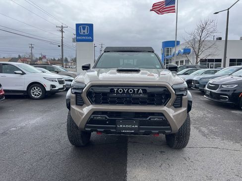 Used 2025 Toyota Tacoma TRD Pro image 8