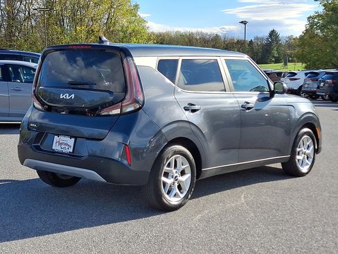 Used 2023 Kia Soul LX w/ Option Group 015 image 6