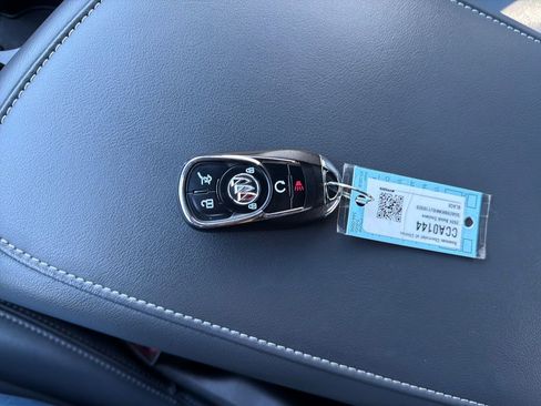 Used 2024 Buick Enclave Essence FWD image 30