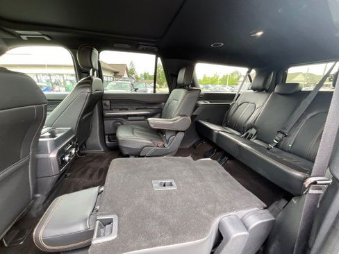 Used 2022 Ford Expedition Max Platinum AWD/4WD image 37