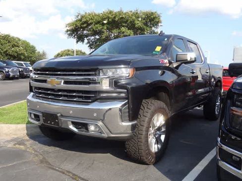 Used 2021 Chevrolet Silverado 1500 LTZ w/ Technology Package AWD/4WD image 1