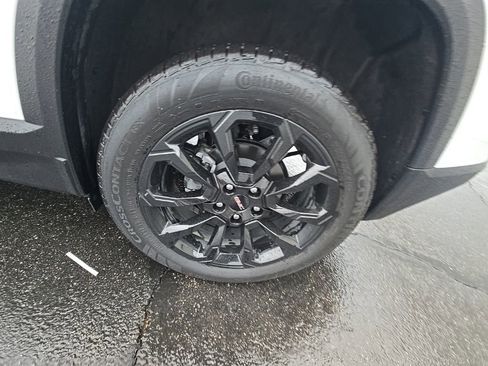 Used 2026 GMC Terrain Elevation w/ Elevation Premium Package image 11