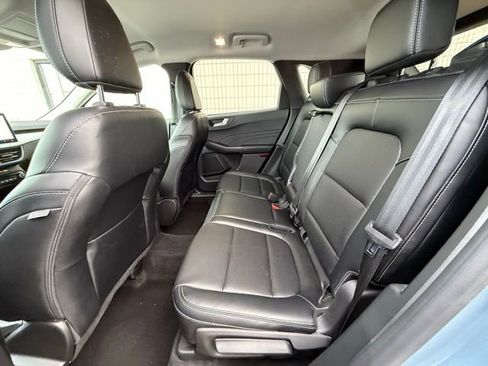 Used 2023 Ford Escape Platinum image 22