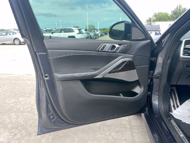 Used 2021 BMW X6 xDrive40i w/ M Sport Package AWD/4WD image 20