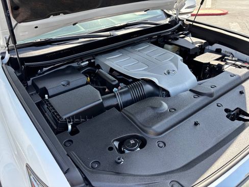 Used 2019 Lexus GX 460 Premium AWD/4WD image 35