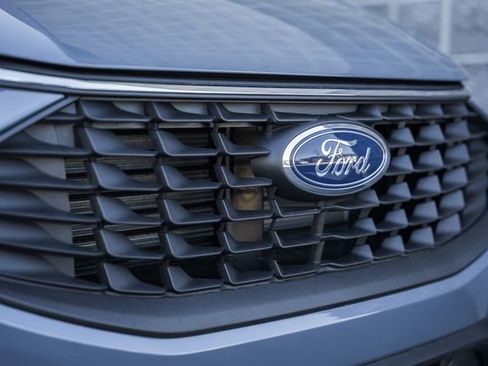 New 2026 Ford Escape SE image 15