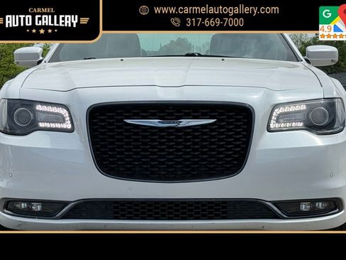 Used 2016 Chrysler 300 S w/ 300S Premium Group AWD/4WD image 9