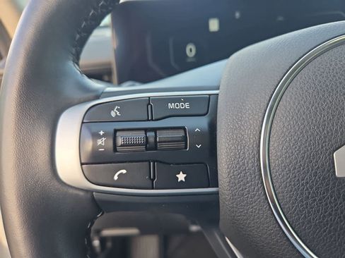 Used 2025 Kia K5 EX image 24