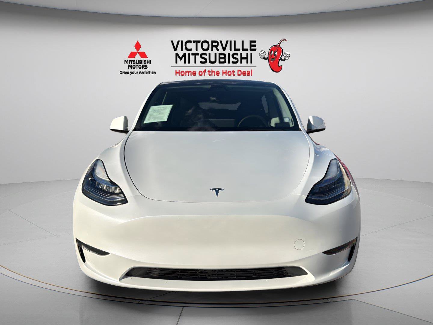 Used 2023 Tesla Model Y Long Range AWD/4WD image 2