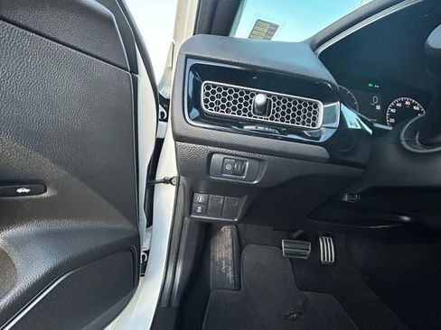 Used 2024 Honda Civic Sport image 28