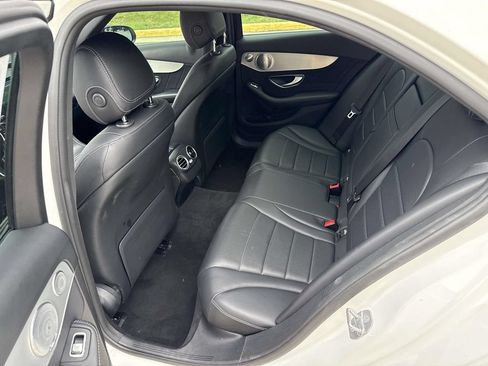 Used 2019 Mercedes-Benz C 300 4MATIC Sedan image 10