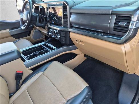 Used 2024 Ford F250 Lariat w/ Lariat Ultimate Package AWD/4WD image 21