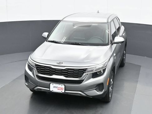 Used 2021 Kia Seltos LX AWD/4WD image 16
