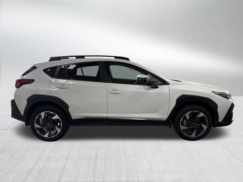 Used 2025 Subaru Crosstrek 2.5i Limited w/ Crosstrek Mirror Package AWD/4WD image 8