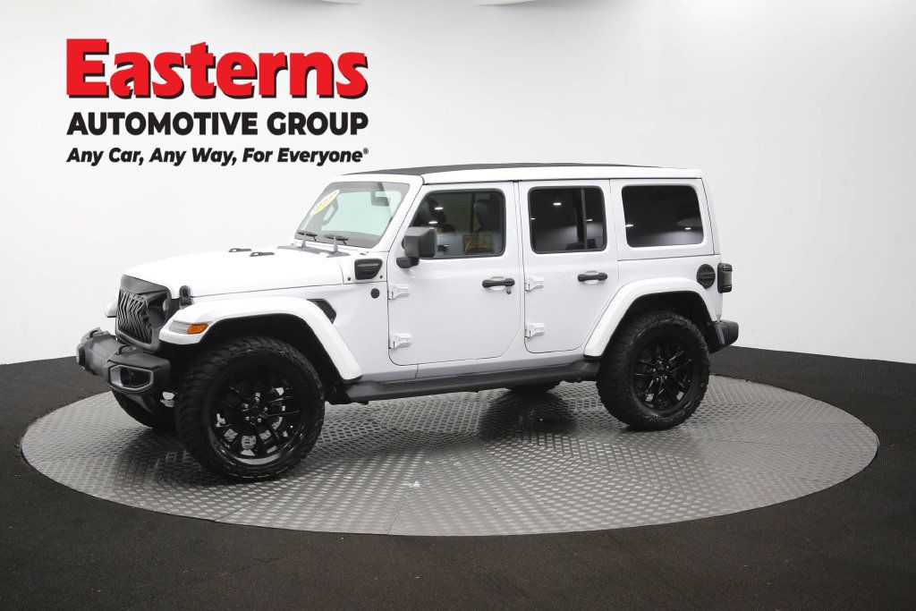 Used 2022 Jeep Wrangler Unlimited Sahara w/ Cold Weather Group AWD/4WD image 60