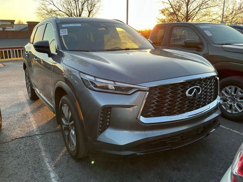 Used 2025 INFINITI QX60 Luxe w/ Vision Package image 1