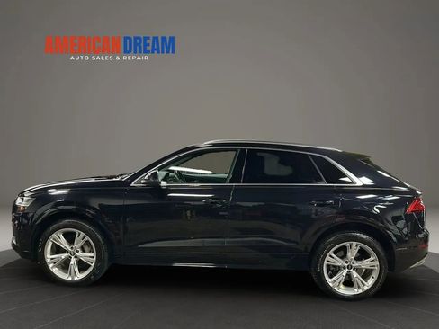Used 2021 Audi Q8 Premium Plus w/ Premium Plus Package AWD/4WD image 2