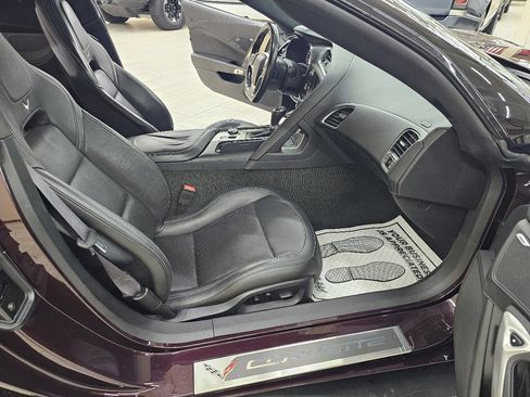 Used 2017 Chevrolet Corvette Stingray Coupe w/ 2LT Preferred Equipment Group image 22