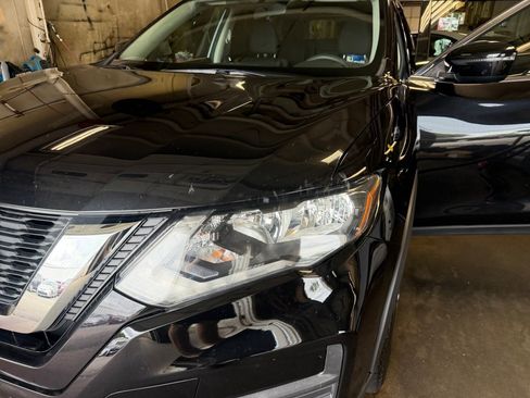 Used 2017 Nissan Rogue S w/ S Appearance Package AWD/4WD image 30