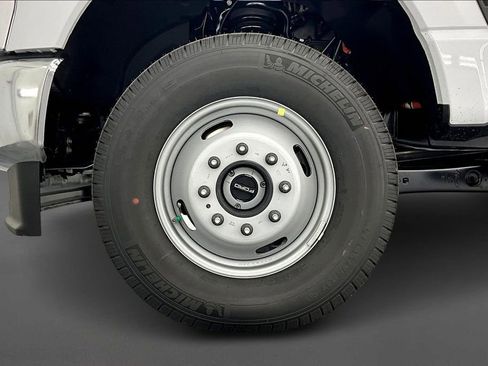 New 2026 Ford F350 XL w/ XL Chrome Package image 11