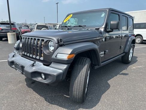Used 2020 Jeep Wrangler Unlimited Sport S image 3
