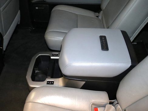 Used 2020 Toyota Sequoia Platinum image 84