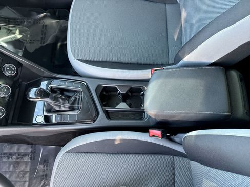 Certified 2024 Volkswagen Taos S FWD image 34