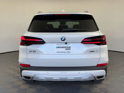 Used 2026 BMW X5 sDrive40i w/ Premium Package RWD image 9