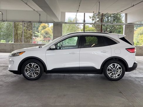 Used 2020 Ford Escape SEL FWD image 8