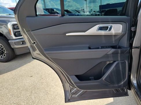 Certified 2026 Ford Explorer Active RWD image 12