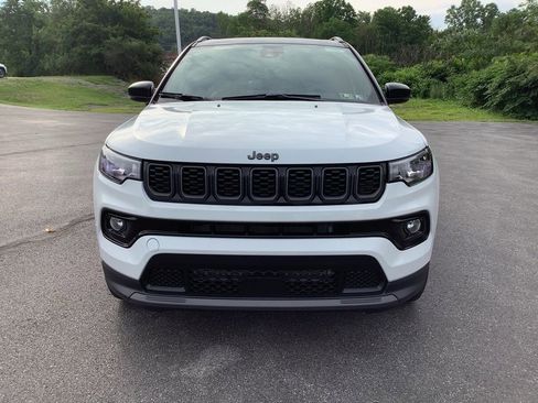 New 2025 Jeep Compass Limited w/ Sun & Sound Group image 9