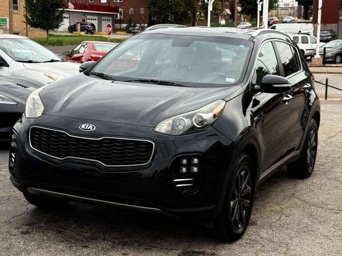 Used 2019 Kia Sportage EX w/ EX Sport Appearance Package AWD/4WD image 3