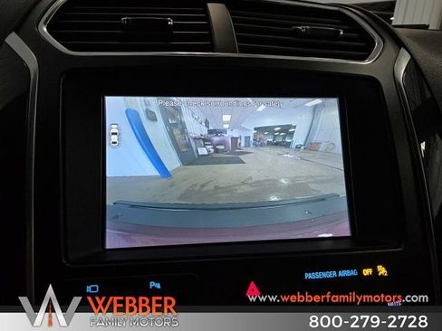 Used 2019 Ford Explorer Limited w/ Ford Safe & Smart Package image 32