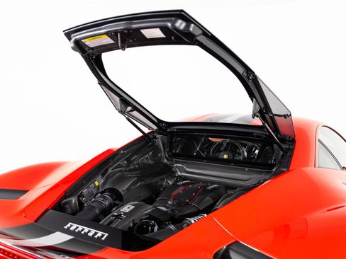 Used 2019 Ferrari 488 Pista Coupe image 49