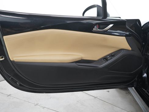 Used 2016 MAZDA MX-5 Miata Grand Touring RWD image 14