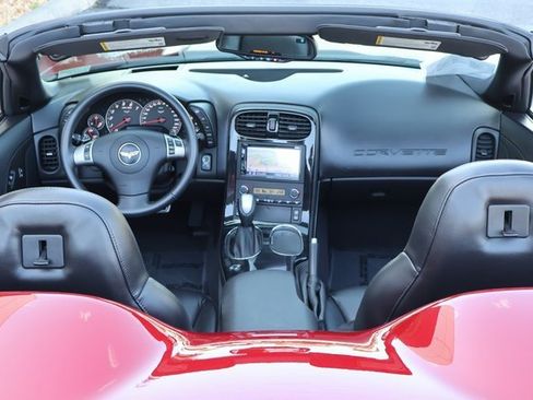 Used 2009 Chevrolet Corvette Convertible w/ Preferred Equipment Group image 13