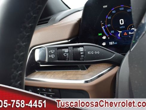 Used 2025 Chevrolet Tahoe High Country image 38