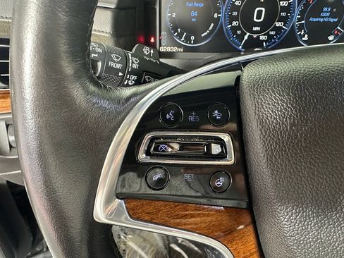 Used 2015 Cadillac Escalade Premium AWD/4WD image 30