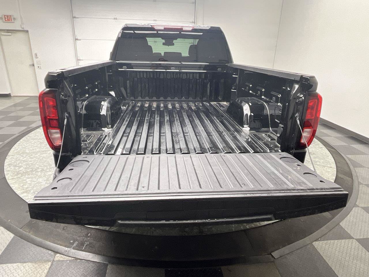 Used 2026 GMC Sierra 1500 Elevation AWD/4WD image 31