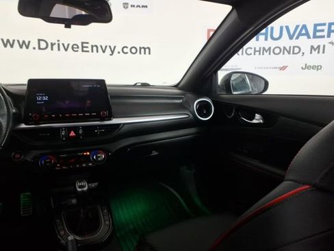 Used 2023 Kia Forte GT image 14