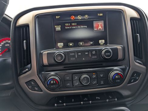 Used 2015 GMC Sierra 2500 Denali image 11