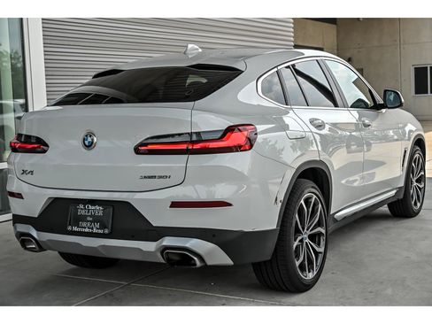 Used 2023 BMW X4 xDrive30i w/ Convenience Package AWD/4WD image 8