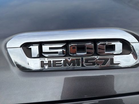 Used 2021 RAM 1500 Big Horn image 9