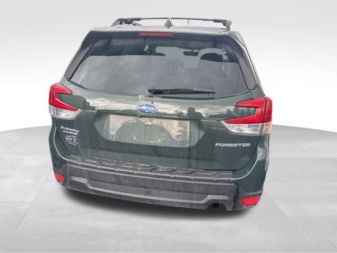 Used 2023 Subaru Forester Premium AWD/4WD image 17
