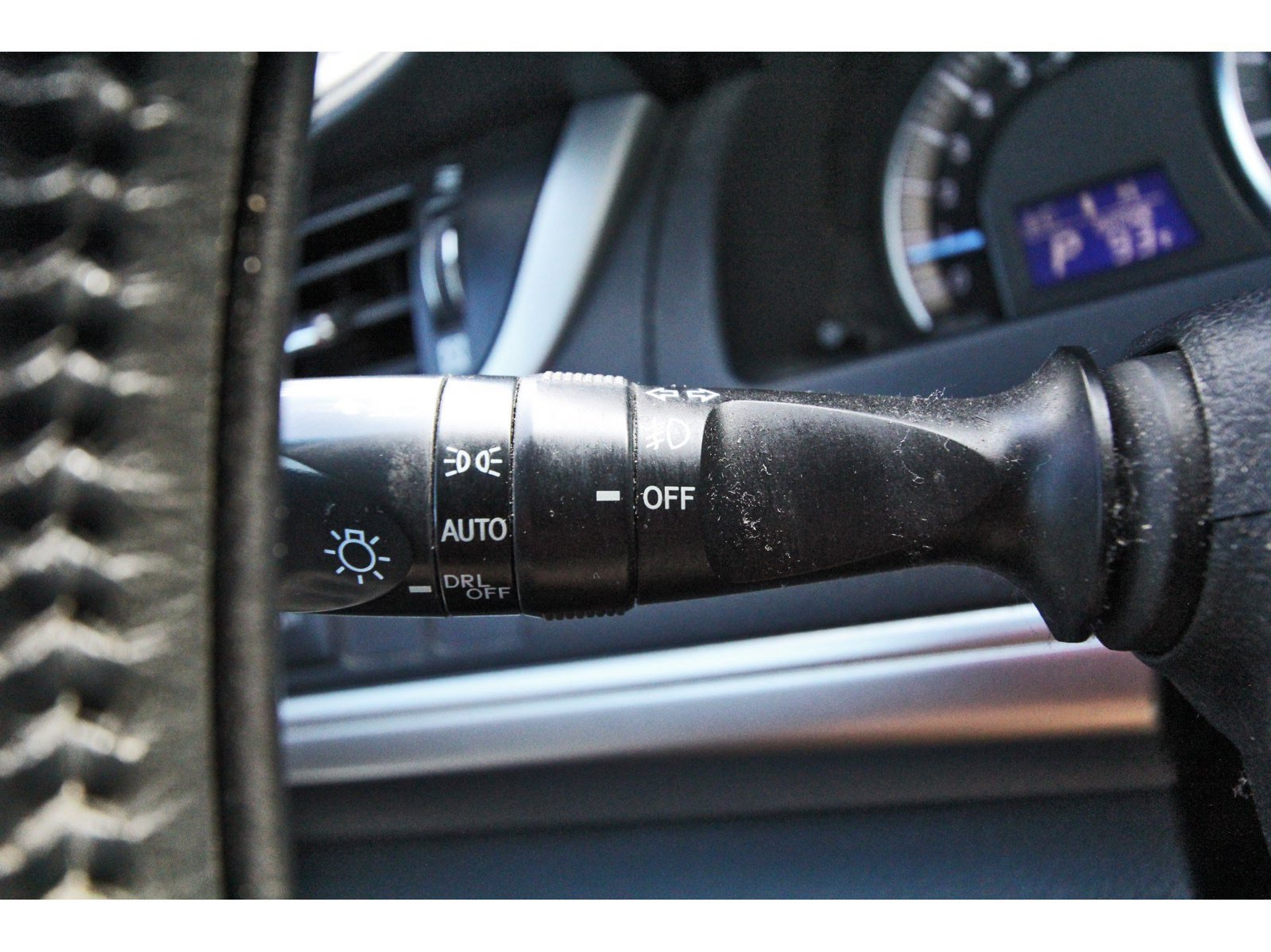 Used 2014 Toyota Camry SE FWD image 17