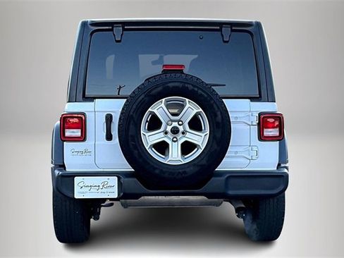 Used 2022 Jeep Wrangler Unlimited Sport image 6